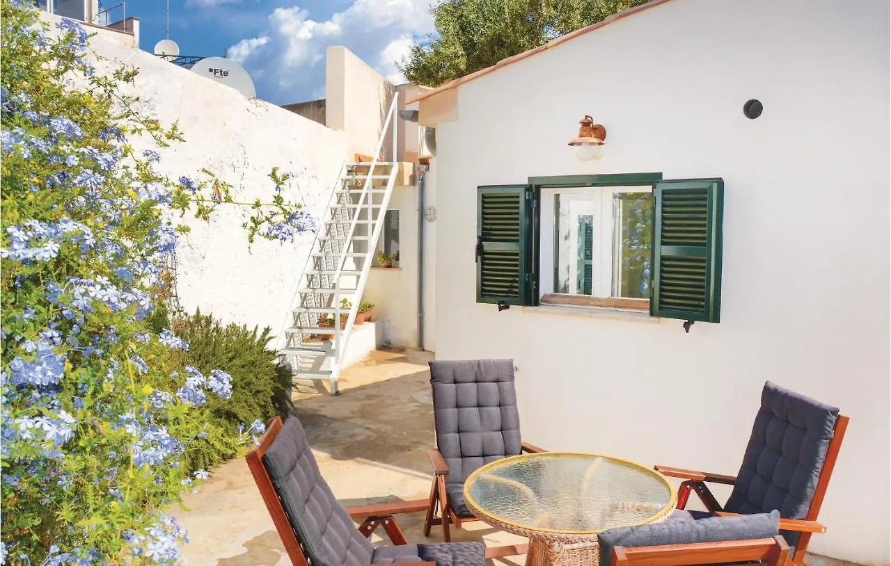 Vakantiehuis Cozy Home In Palma De Mallorca With Wifi